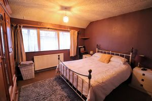 Bedroom- click for photo gallery